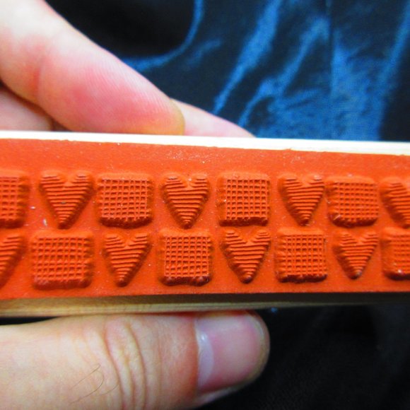 Heart Pattern Wood Mounted Stamp 1.25" X 3.75" - Picture 2 of 3